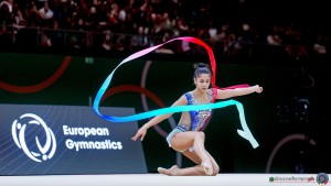 raffaeli sofia ita sfe03152 copia simone ferraro ph